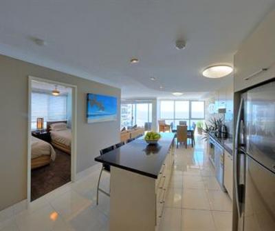 фото отеля Burleigh Beach Tower Apartments Gold Coast