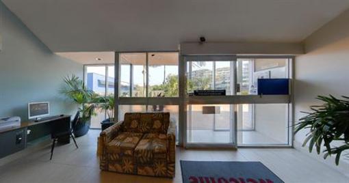 фото отеля Burleigh Beach Tower Apartments Gold Coast