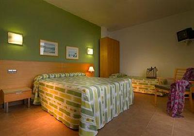 фото отеля Fiesta Hotel Cala Nova