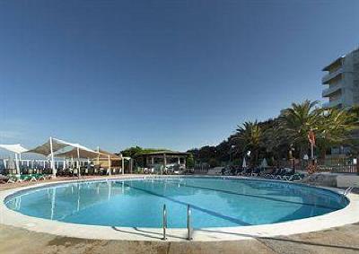 фото отеля Fiesta Hotel Cala Nova