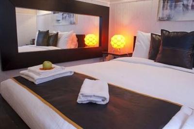 фото отеля Hostal Oxum
