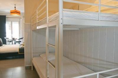 фото отеля Hostal Oxum