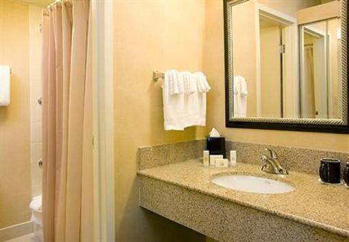 фото отеля Courtyard by Marriott Seattle Southcenter