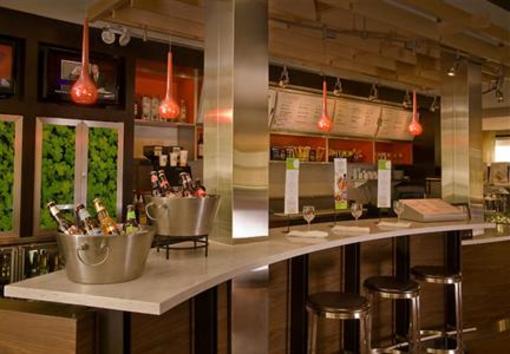 фото отеля Courtyard by Marriott Seattle Southcenter