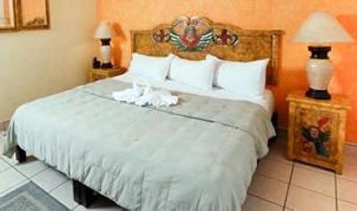 фото отеля Hotel & Suites Galeria Morelia