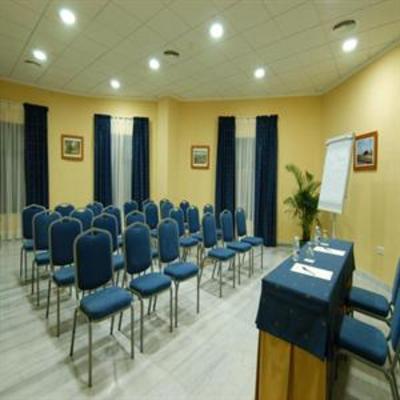 фото отеля Hotel Victoria Playa Almunecar
