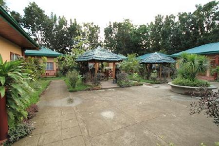 фото отеля Niko's Cabanas & Restaurant
