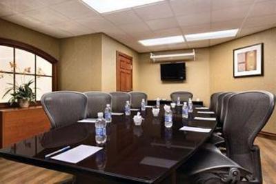 фото отеля Hyatt House Scottsdale Old Town