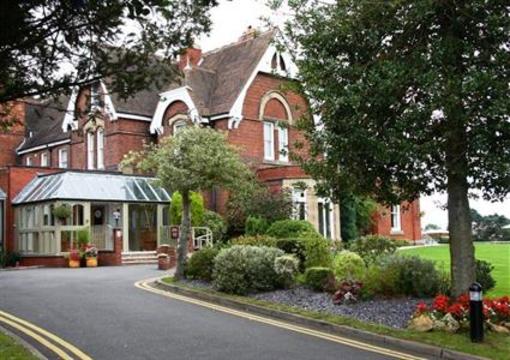 фото отеля Menzies Stourport Manor
