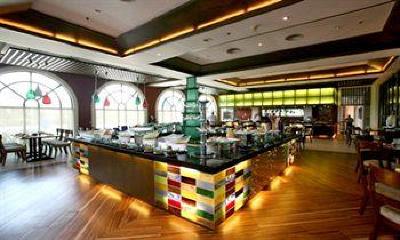 фото отеля Waterfront Airport Hotel and Casino