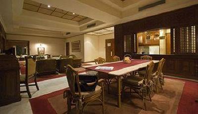 фото отеля Waterfront Airport Hotel and Casino