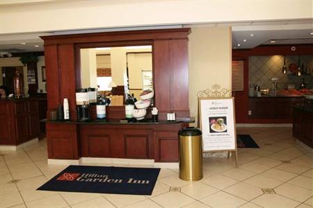 фото отеля Hilton Garden Inn Starkville