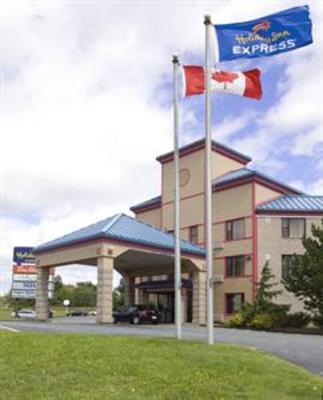 фото отеля Holiday Inn Express Halifax Bedford