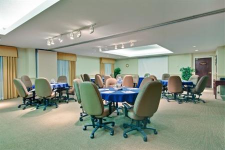 фото отеля Holiday Inn Express Halifax Bedford