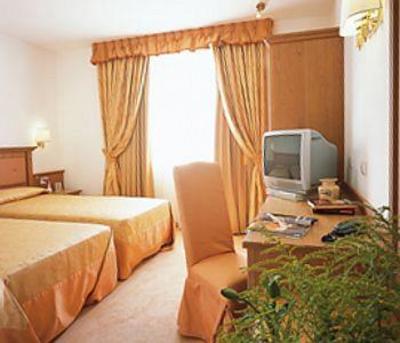 фото отеля Sartori's Hotel