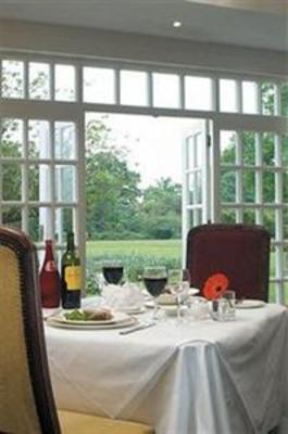 фото отеля Grovefield House Hotel Slough