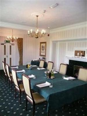 фото отеля Grovefield House Hotel Slough