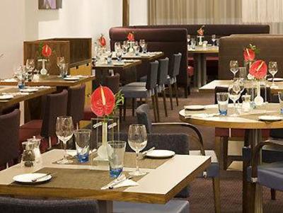 фото отеля Novotel Reading Centre