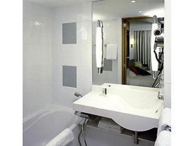 фото отеля Novotel Reading Centre