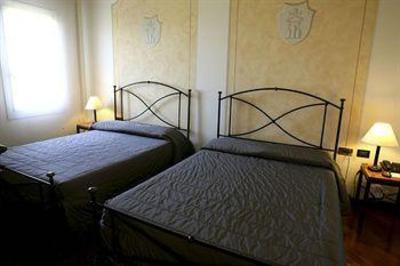 фото отеля Hotel Monte del Re Dozza
