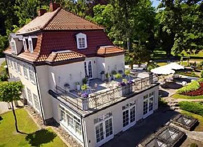 фото отеля Dwor Oliwski Hotel