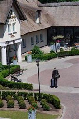 фото отеля Dwor Oliwski Hotel