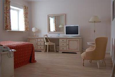 фото отеля Dwor Oliwski Hotel