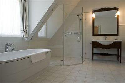 фото отеля Dwor Oliwski Hotel