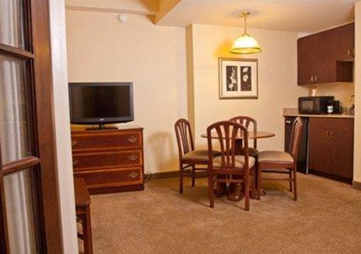 фото отеля Comfort Suites Perimeter Center