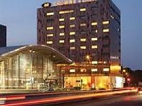 Crowne Plaza Lille Hotel