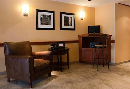 фото отеля Hampton Inn Airport South Portland