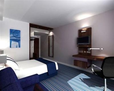 фото отеля Holiday Inn Express Madrid Leganes