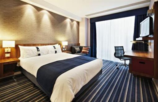 фото отеля Holiday Inn Express Madrid Leganes