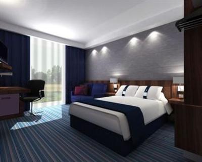 фото отеля Holiday Inn Express Madrid Leganes