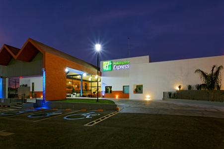 фото отеля Holiday Inn Express San Juan Del Rio