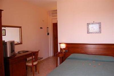 фото отеля Hotel Villa De Pasquale