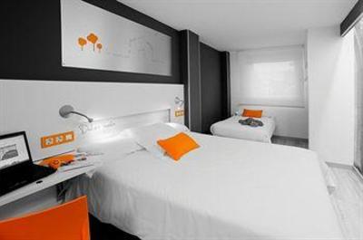 фото отеля Hotel Bed4u Pamplona