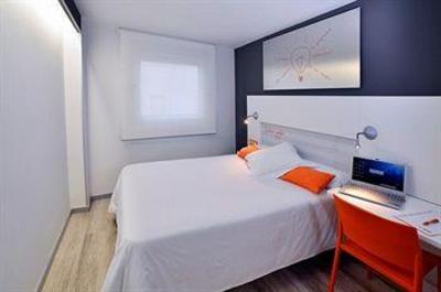 фото отеля Hotel Bed4u Pamplona