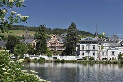 фото отеля Hotel Moselschlösschen Traben-Trarbach