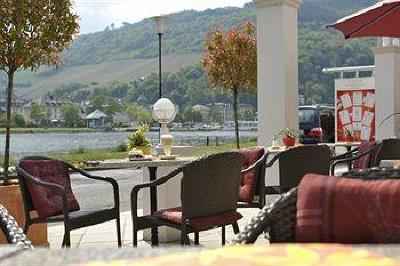 фото отеля Hotel Moselschlösschen Traben-Trarbach