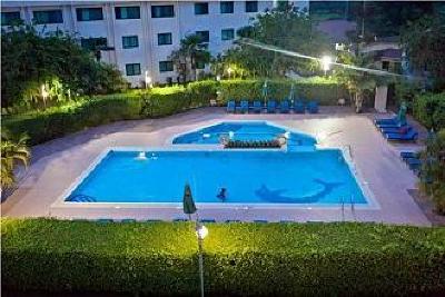 фото отеля Fiesta Royale Hotel