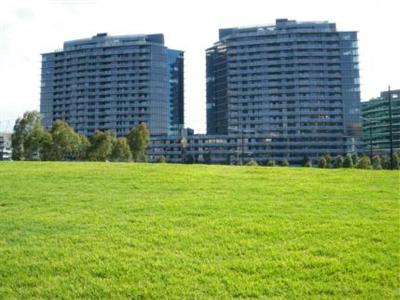 фото отеля Docklands Executive Apartments Melbourne