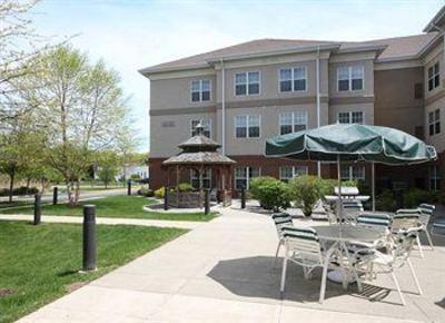 фото отеля Homewood Suites Warwick