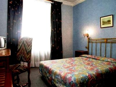 фото отеля Hotel Saint-Louis Bastille