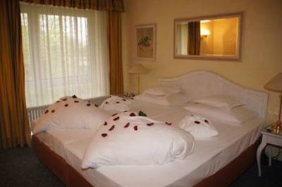 фото отеля Schlosshotel Monrepos