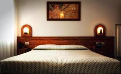 фото отеля Hotel Everest Trento