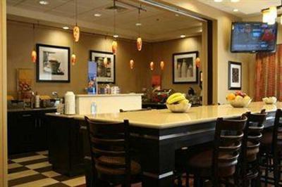 фото отеля Hampton Inn Chambersburg
