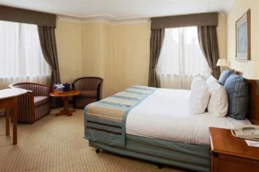 фото отеля Crowne Plaza Hotel Cambridge