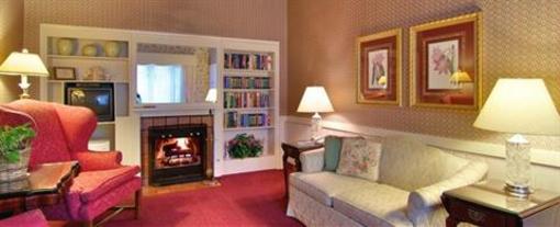 фото отеля Carriage House Inn