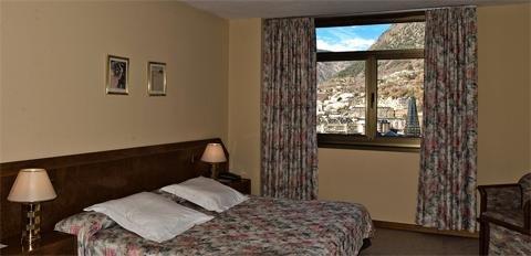 фото отеля Panorama Hotel Escaldes-Engordany